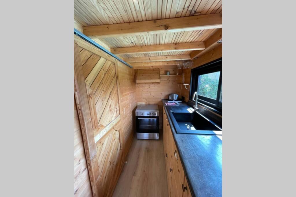Myinsolite - Tiny-House, Jacuzzi, Brasero, Piscine Aigues-Mortes Kültér fotó