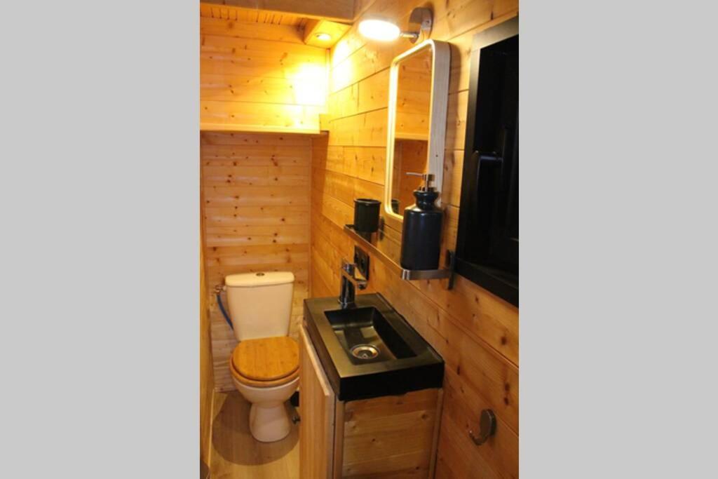 Myinsolite - Tiny-House, Jacuzzi, Brasero, Piscine Aigues-Mortes Kültér fotó